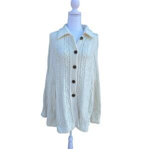 Vintage Broadway 60s 70s Hippie Cable Knit Grannnycore Ivory Sweater Cape Poncho